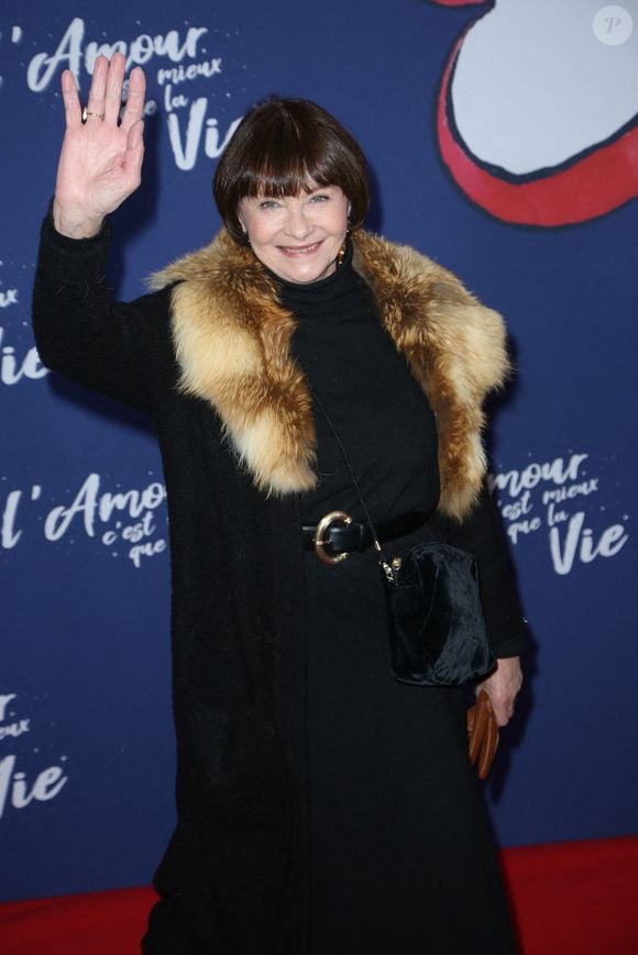 Macha Meril assiste à la première de L'amour c'est mieux que la vie, tenue à l'UGC Normandie, à Paris, France, le 17 janvier 2022. Photo by Jerome Domine/ABACAPRESS.COM