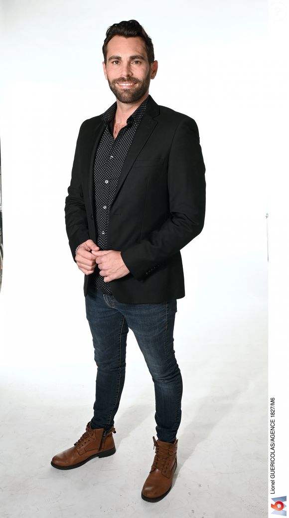 Sur Instagram, le couple a partagé une photo de la dernière échographie.


Jauffrey, candidat de "Mariés au premier regard 2022".

Photo : M6