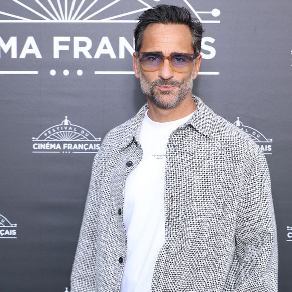 Exclusif - Florent Peyre au photocall de la cérémonie de clôture de de la 5ème édition du Festival du Cinéma Français & Gastronomie (7ème art et gastronomie), à à Aix-les-Bains, France, le 6 juin 2026. © Denis Guignebourg/Bestimage
