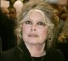 Sarah Bourgeois, fille de Gérard Bourgeois, le compositeur de la musique de La Madrague, a acquis un objet chargé d’histoire lors de la vente aux enchères consacrée aux effets personnels de Brigitte Bardot.

Johnny Hallyday et Brigitte Bardot au "Noël des animaux" à Levallois Perret.

© Bestimage