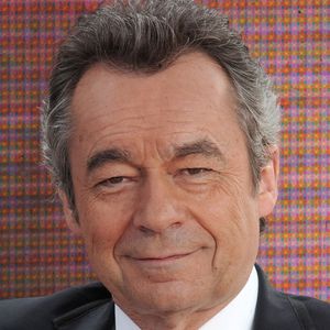 Michel Denisot lors du Grand Journal de Canal Plus pendant le 64e Festival de Cannes à Cannes, France, le 19 mai 2011. Photo by Giancarlo Gorassini/ABACAPRESS.COM