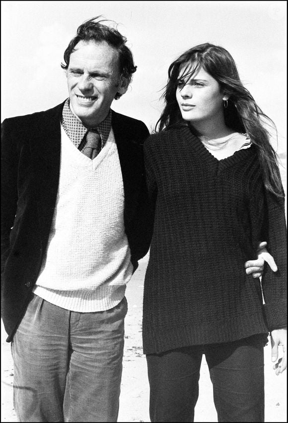 Archives - Marie Trintignant et son père Jean-Pierre Trintignant en Israël. AGENCE / BESTIMAGE