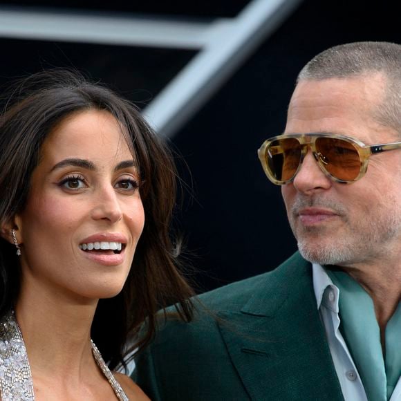 La jeune femme s'est construit un parcours brillant et une carrière au sommet dans la haute joaillerie.

23 juin 2025. Première européenne de F1 The Movie, au Cineworld, Leicester Square, Londres.


Ici, Brad Pitt et Ines de Ramon