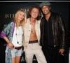 En plein essor dans l’univers de la musique, le fils de Yannick Noah et d’Isabelle Camus se produira ce soir aux platines de l’établissement chic Bambou à Paris. 

Exclusif  Joalukas Noah avec ses parents, Isabelle Camus et Yannick Noah lors de la soirée d'anniversaire de Joalukas Noah, fils de Yannick Noah et Isabelle Camus, pour ses 18 ans à Paris le 10 juin 2022.
© Cyril Moreau / Bestimage