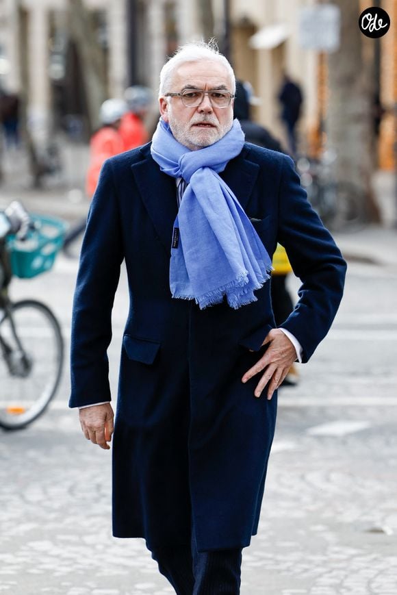 Pascal Praud - Arrivées à la cérémonie religieuse en hommage à Rolland Courbis en l’église de la Madeleine à Paris, France, le 14 janvier 2026. © Jacovides-Moreau/Bestimage