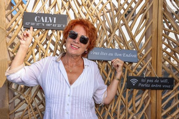 Exclusif - Rendez-vous avec Véronique Genest à l'hôtel Méditerranée de Calvi en Corse, France, le 13 juillet 2023. Véronique Genest est la directrice et fondatrice du Festival Corse En Scène 2023 qui se déroulera du 17 au 21 juillet prochain.