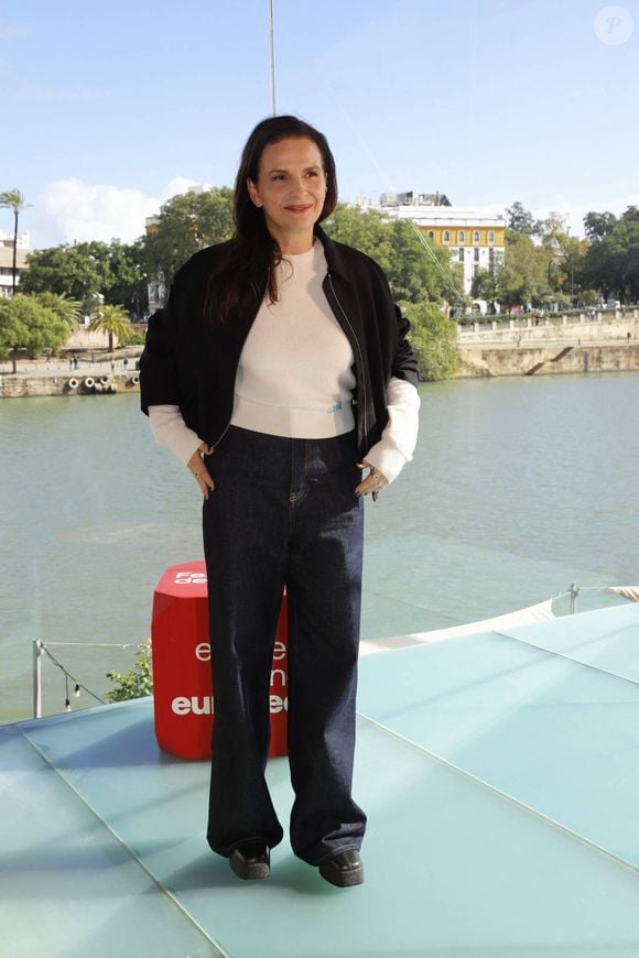 Juliette Binoche participe au 22ème Festival du film européen de Séville (Espagne), le 14 novembre 2025. Cordon / Bestimage