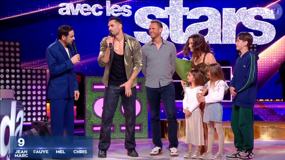 Danse avec les stars : Florent Manaudou rejoint par ses talentueuses nièces, un membre du jury a fait pleurer l'une d'entre elles malgré lui ! Capture d'écran TF1