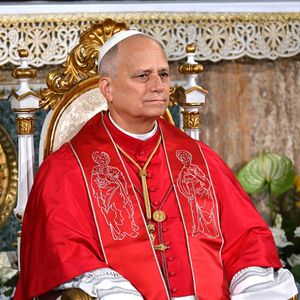 Saint-Marin, Vatican, 22 août 2026 : le pape Léon XIV salue la foule à son arrivée à la basilique de Saint-Marin, lors d'une visite pastorale dans le pays. (Credit Image: © Alessia Giuliani/IPA via ZUMA Press / Bestimage)
