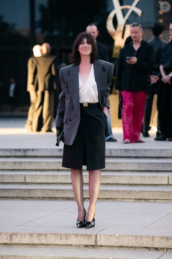 Charlotte Gainsbourg - Les célébrités assistent au défilé de la collection homme été 2024 de Saint Laurent "Each Man Kills The Thing He Loves" à Berlin, France, le 12 juin 2023. ©