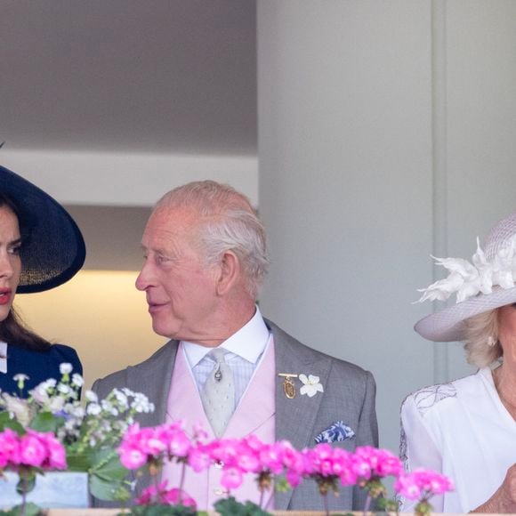 La comédienne déplore le fait qu'ils soient médiatisés dès leur plus jeune âge.

Quatrième jour du meeting royal d'Ascot, à l'hippodrome d'Ascot, dans le Berkshire, au Royaume-Uni. Sur la photo : le roi Charles III, la reine Camilla Parker Bowles, reine consort d'Angleterre, et Sophie Winkleman. Photo par GOFF/BESTIMAGE