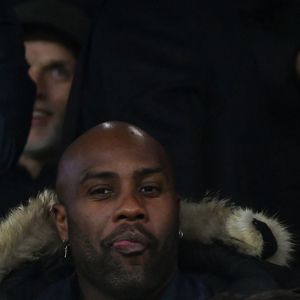 Le judoka français Teddy Riner assiste au match de football de l'UEFA Champions League entre le Paris Saint-Germain et le Manchester City FC au stade du Parc des Princes à Paris le 22 janvier 2025. Photo by Firas Abdullah/ABACAPRESS.COM