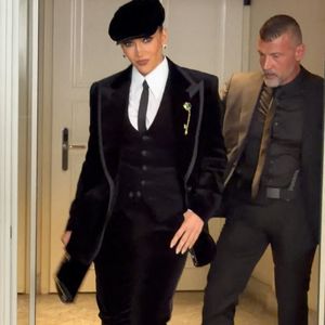 Jennifer Lopez à la sortie de l'hôtel "Palazzo Parigi" lors de la Fashion Week de Milan (MLFW), le 26 septembre 2026.
© Gedeon Taieb/Bestimage
