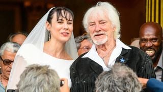 À 97 ans, Hugues Aufray célèbre encore un cap avec sa femme Murielle !