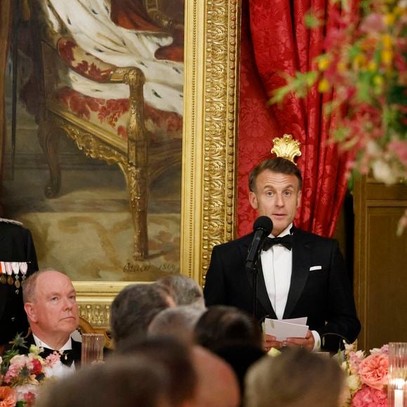 La princesse Charlène de Monaco, Le prince Albert II de Monaco, Le président Emmanuel Macron, La princesse Caroline de Hanovre lors du dîner d'état au palais princier dans le cadre de la visite d'État de deux jours du couple présidentiel français à Monaco avant l'Unoc3 le 7 juin 2025.
© Ludovic Marin / Pool / Bestimage