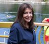 Anne Hidalgo, maire de Paris et habitante du XVe arrondissement, a inauguré les trois zones de baignade en exprimant sa joie. 

La Maire de Paris, Anne Hidalgo, visite les sites de baignades sur la Seine. Photo par Raphael Lafargue/ABACAPRESS.COM