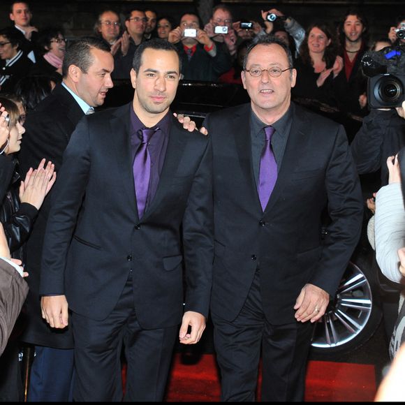 "Moi j'ai tourné avec Beyoncé dans la panthère rose mais aujourd'hui ils sont partis à Los Angeles donc notre relation, elle s'est un peu distendue mais oui c'est le parrain de Cielo qui a 15 ans"

Jean Reno et son fils Michael lors de l'émission Champs-Elysées, au Studio Gabriel