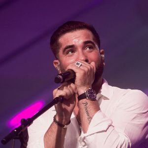 Kendji Girac - Célébration des 10 ans du centre commercial Beaugrenelle à Paris, France. Le 12 octobre 2023. © Christophe Clovis / Bestimage