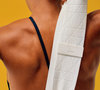 Toutes les créations se parent du célèbre motif cannage décliné en bleu et ivoire.

La maison Dior lance une gamme sport de luxe.