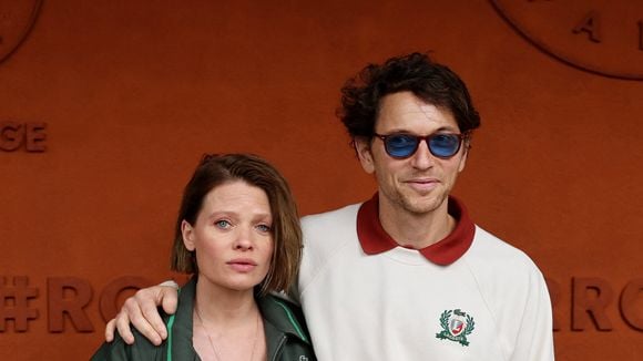 Mélanie Thierry et Raphaël ne cachent pas leurs sentiments en public, leur dernière sortie est adorable