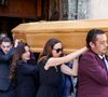 C’est lors des obsèques, le 7 mai 2026, que l’influenceuse a confirmé publiquement qu’elle était sa grand-mère.

Alexandra Marin (fille de Jacques-Henri Marin et de Chantal Nobel), Lou Elsener (@louloukitchen, petite fille de la défunte) lors de la cérémonie d'obsèques de Chantal Nobel en l'église Notre-Dame de l'Assomption à Ramatuelle, France, le 7 mai 2026.

© Franz Chavaroche/Bestimage