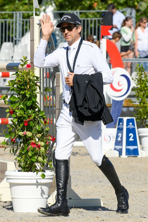 Guillaume Canet lors de la reconnaissance du prix Geberit lors de la 9ème édition du "Longines Paris Eiffel Jumping" au Champ de Mars à Paris, France, le 24 juin 2023. © 
Perusseau-Veeren/Bestimage