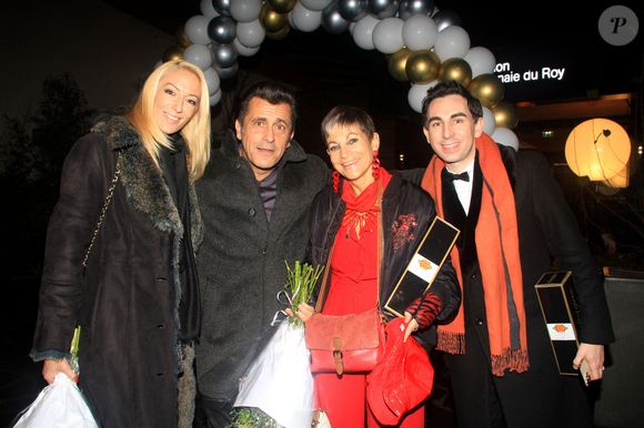 Albert Kassabi (Bébert du groupe Les Forbans) avec sa femme Astrid, Isabelle Morini-Bosc et Jordan de Luxe lors de la 4ème cérémonie des étoiles d'or de l'association CitéStars au Pavillon Chesnaie du Roy à Paris le 10 décembre 2023.

© Baldini / Bestimage