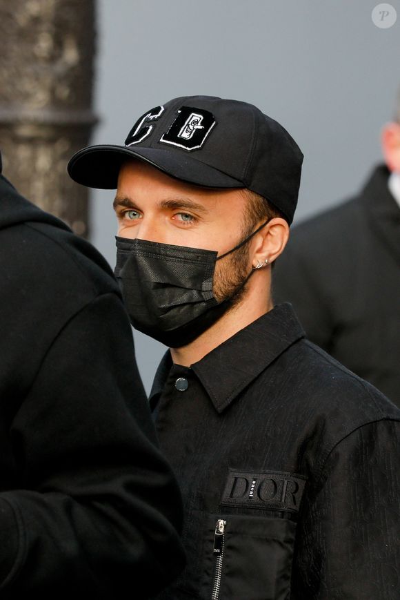 Squeezie à la sortie du défilé Homme Dior automne-hiver 2022/2023 dans le cadre de la Fashion Week de Paris, France, le 21 janvier 2022. © Veeren-Clovis/Bestimage