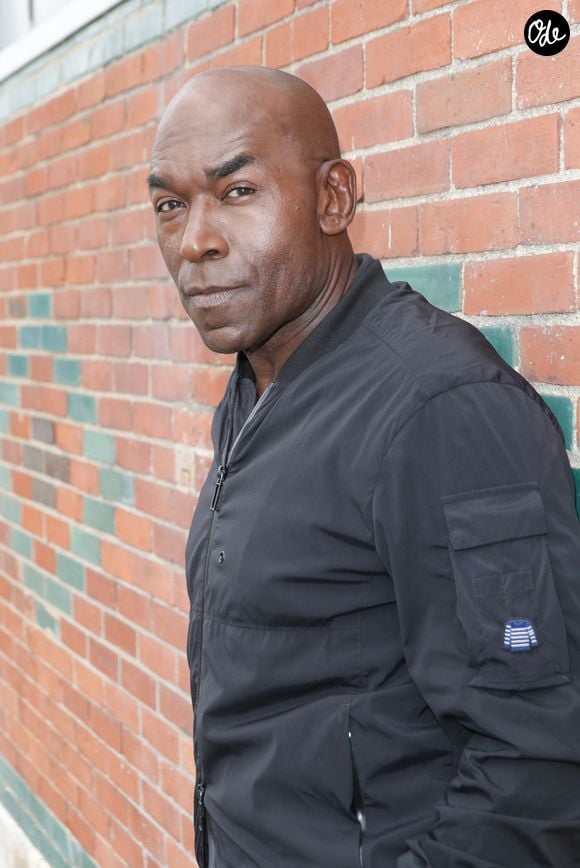 Lucien Jean-Baptiste prend la pose lors la 4ème édition du festival du film de Demain à Vierzon, France, le 7 juin 2025. © Coadic Guirec/Bestimage
