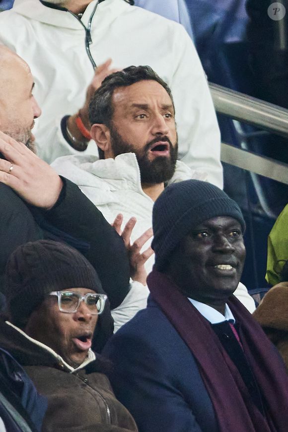Cyril Hanouna - Célébrités assistent au match de Ligue des champions entre le PSG et Manchester City (4-2) au Parc des Princes à Paris le 22 janvier 2025. © Cyril Moreau/Bestimage