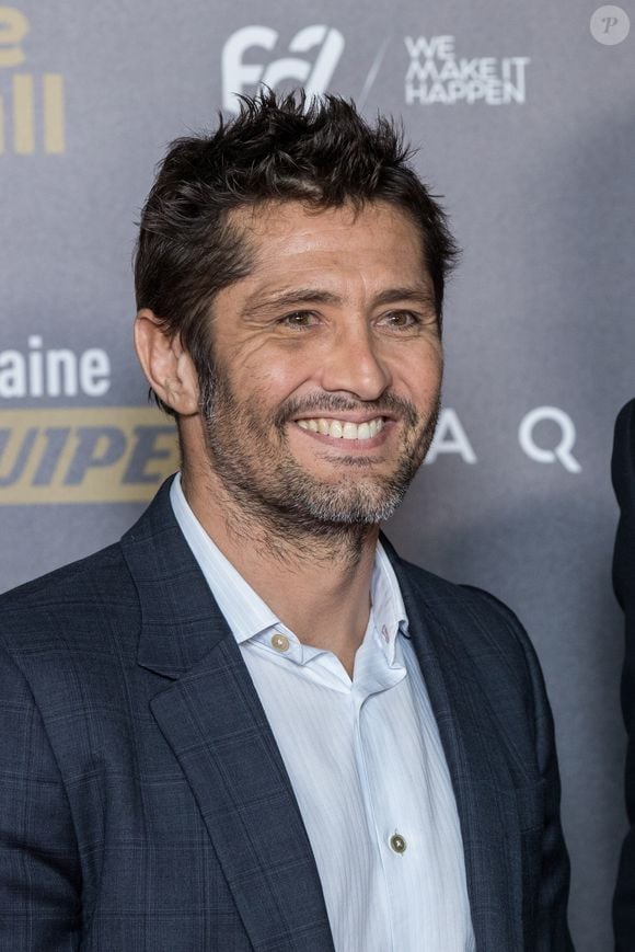 Depuis plusieurs années, Tximista Lizarazu est installé à New York

Bixente Lizarazu - Tapis rouge de la cérémonie du Ballon d'or France Football 2018 au Grand Palais à Paris, France, le 3 décembre 2018. le Croate L.Modric remporte le trophée 2018. © Cyril Moreau/Bestimage