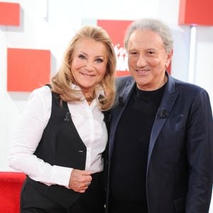 Exclusif - Sheila et Michel Drucker  - Enregistrement de l'émission Vivement dimanche au studio Rive Gauche présentée par M.Drucker et diffusée sur France 3. 
© Guillaume Gaffiot / Bestimage