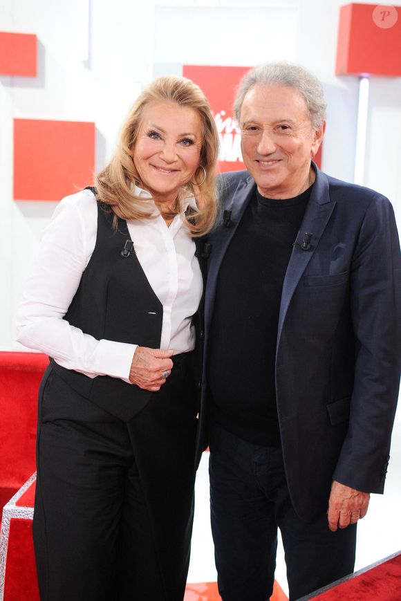 Exclusif - Sheila et Michel Drucker  - Enregistrement de l'émission Vivement dimanche au studio Rive Gauche présentée par M.Drucker et diffusée sur France 3. 
© Guillaume Gaffiot / Bestimage