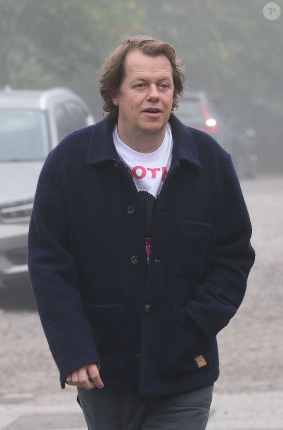 Alors que Tom Parker-Bowles, son fils, a publié le livre "Les Recettes de la couronne", il en a dit un peu plus sur le régime culinaire de la reine. 

Tom Parker-Bowles a fait une lecture - 21 September 2024.