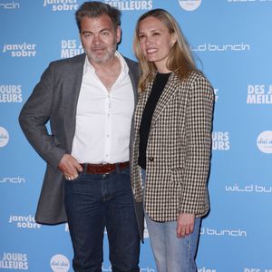 En 2013, l’acteur a organisé un voyage en direction de Venise a bord de l’Orient Express

Clovis Cornillac, Lilou Fogli - Avant-première du film Des jours meilleurs au cinéma Max Linder Panorama à Paris, lundi 7 avril 2025. © Christophe Aubert via Bestimage