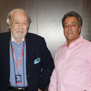 Exclusif - Norbert Saada et Chico Bouchikhi - People au concert de Chico & The Gypsies qui célèbrent 45 ans de carrière au Palais des Congrès avec un concert symphonique inédit le 24 mai 2025. Portés par 80 musiciens et des invités prestigieux, leurs tubes cultes ont résonné dans une version grandiose, entre rumba, flamenco et symphonie.
© Guirec Coadic / Bestimage