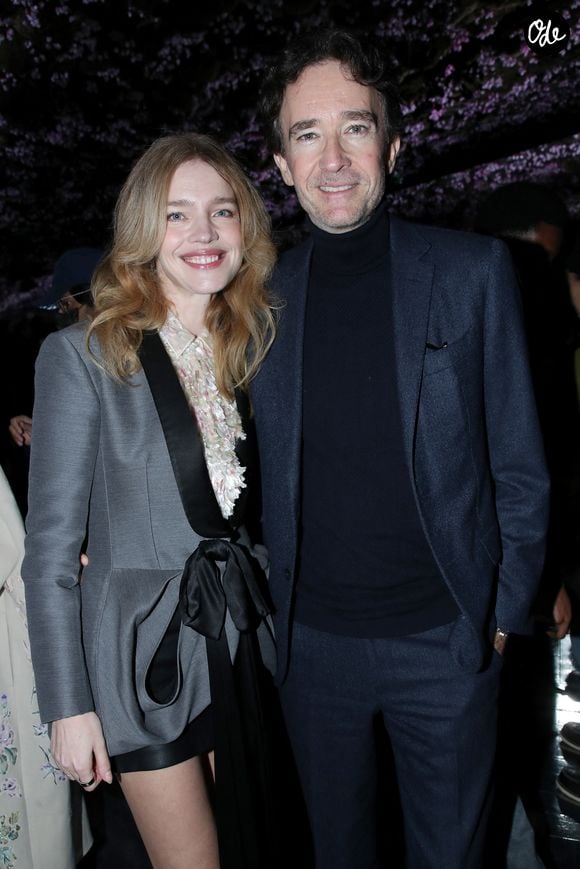Info - Natalia Vodianova est enceinte de son sixième enfant à 44 ans - Natalia Vodianova et Antoine Arnault - Défilé de Mode Christian Dior - Front Row, Collection Haute Couture Printemps/Été 2026, dans le cadre de la Fashion Week de Paris, France, le 26 Janvier 2026. 

© Bertrand Rindoff / Bestimage