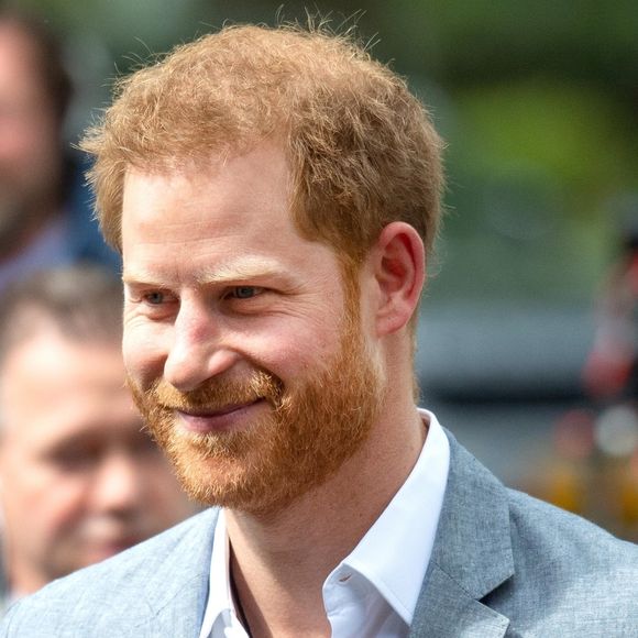 Le prince Harry se déplace à La Haye quelques jours après la naissance de son premier enfant Archie pour une conférence pour la prochaine compétition Invictus Games qui se déroulera aux Pays-Bas. © Backgrid USA / Bestimage