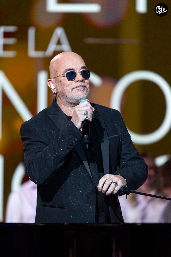 Pascal Obispo et la troupe des 10 commandements - Enregistrement de l'émission "La fête de la chanson française" à Paris, présentée par L.Thilleman et A.Manoukian, et diffusée le 20 décembre sur France 3
© Pierre Perusseau / Bestimage