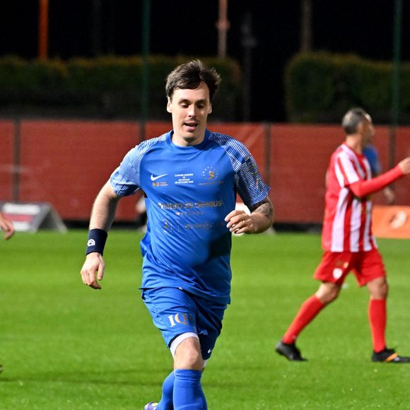 Louis Ducruet durant la première édition du « match des légendes » opposant l'équipe des Légendes, les anciens de Cannes, à l'équipe des Etoiles avec pour capitaine Didier Deschamps, au stade Pierre de Coubertin à Cannes, le 30 octobre 2025. Les Légendes cannoises, coachées par Luis Fernandez et supportées par Zinedine Zidane qui portait les couleurs cannoises, mais qui n'a pas joué, ont remporté le match 3 à 2. Tous les bénéfices de la soirée seront reversés aux associations les Etoiles de l'Espoir, à l'association Adrien et à l'association Clin d'Oeil, qui oeuvrent pour les plus démunis et la jeunesse. © Bruno Bebert / Dominique Jacovides / Bestimage