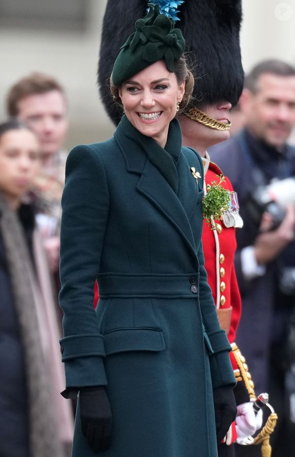 Catherine (Kate) Middleton, princesse de Galles, assiste au défilé de la Saint-Patrick de la garde irlandaise à la caserne Wellington, à Londres.