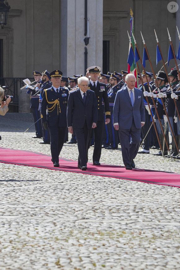 Le roi Charles III d'Angleterre et Camilla Parker Bowles, reine consort d'Angleterre, reçus par le président italien Sergio Mattarella au palais du Quirinal à Rome.
©Backgrid UK/ Bestimage