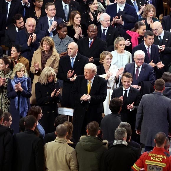 Giorgia Meloni, Denis Sassou-Nguesso, Ashley Biden, Jill Biden, Brigitte Macron, Donald Trump, Emmanuel Macron - Cérémonie de réouverture de la cathédrale Notre-Dame de Paris, le 7 décembre 2024. Joyau de l’art gothique, lieu de culte et de culture, symbole universel de la France et de son histoire, la cathédrale de Notre-Dame de Paris rouvre ses portes les 7 et 8 décembre, cinq ans après le terrible incendie qui l’avait ravagée le 15 avril 2019. 
© Dominique Jacovides / Bestimage