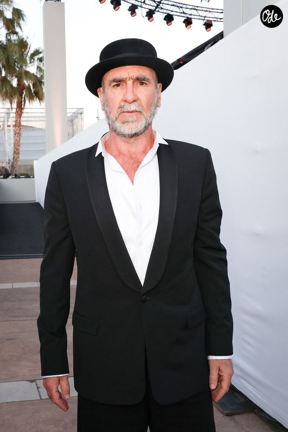 Il sera présent dans les Alpilles du 27 au 30 août 2026 pour la 108e édition du Provençal.
Exclusif - Eric Cantona en backstage de l'émission "C à vous" lors du 79ème Festival International du Film de Cannes le 16 mai 2026. © Jack Tribeca/Bestimage