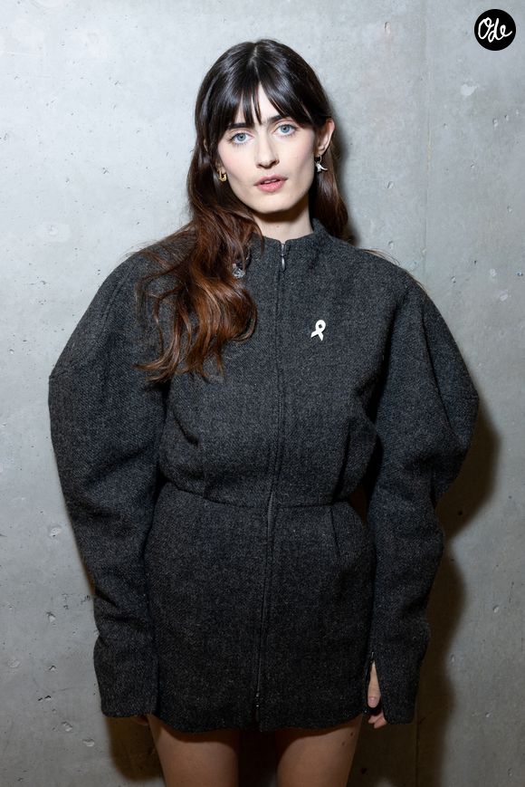 Exclusif - Marguerite Dedeyan en backstage de l'enregistrement de l'émission "Nos voix pour toutes" au profit de la Fondation des femmes à l'Adidas Arena diffusée sur TMC le 25 novembre 2025, à Paris, France, le 19 novembre 2025. © Guirec-Moreau/Bestimage