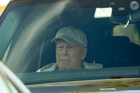 Bruce Willis vient de fêter son anniversaire de mariage avec Emma Heming Willis, en 2025. Backgrid USA / Bestimage