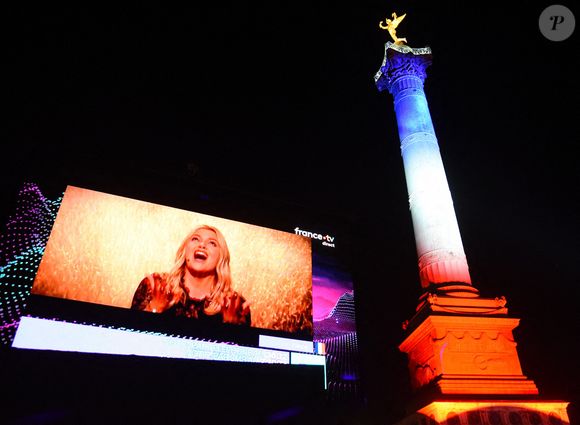 La finale, qui s'est déroulée à Bâle, en Suisse, samedi 17 mai 2025, s'est terminée par la victoire de l'Autriche représentée par JJ et sa chanson "Wasted Love".

Louane pendant le Concours Eurovision de la Chanson. L'Autriche remporte le Concours Eurovision de la Chanson 2025, Place de la Bastille à Paris, France le 17 mai 2025 Photo by Alain Apaydin/ABACAPRESS.COM