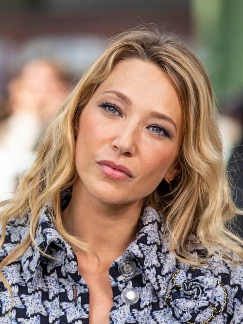 Laura Smet émue : une ville française prend une décision forte pour immortaliser Nathalie Baye