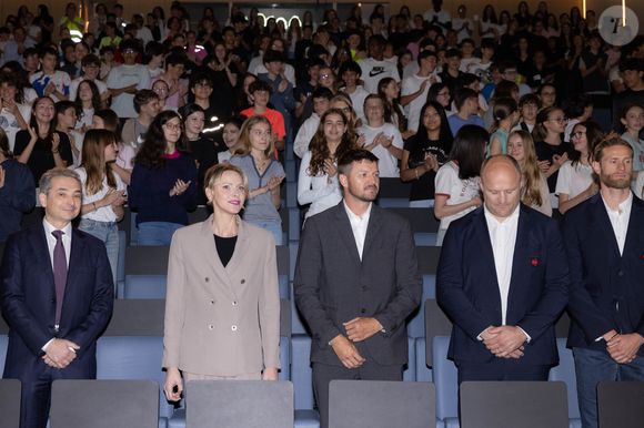 La princesse Charlène de Monaco, son frère Gareth Wittstock, William Servat, l'entraîneur du XV de France  - La princesse C.de Monaco, en compagnie de son frère G.Wittstock, participe à la remise des prix de la "Journée du respect" au collège Charles III à Monaco, le 29 avril 2025. © Olivier Huitel / Pool Monaco / Bestimage