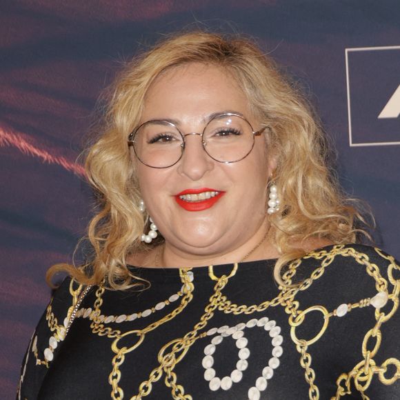 Échanger un regard avec un canidé libère même de l'ocytocine, la fameuse hormone du bien-être.

Marilou Berry - Avant-première du film "L'Homme qui rétrécit" au cinéma le Grand Rex à Paris le 6 octobre 2025. © Coadic Guirec/Bestimage